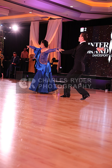 21IGB_23937_AD