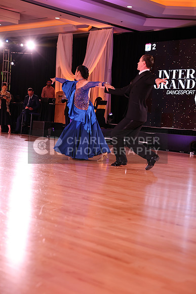 21IGB_23936_AD