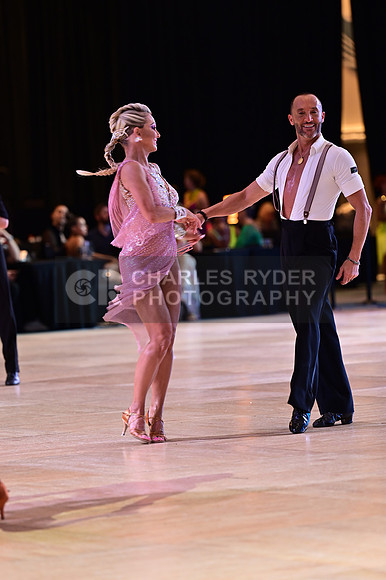 24USDC_32029_MB