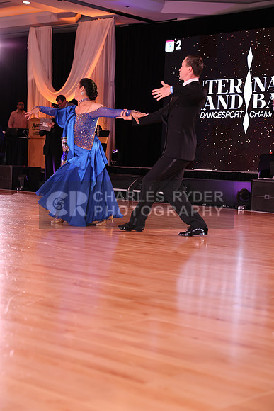 21IGB_23935_AD