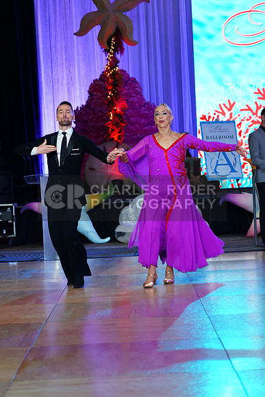 25MDC13743_BC