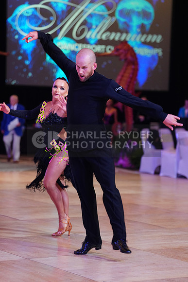 25MDC36084_KS