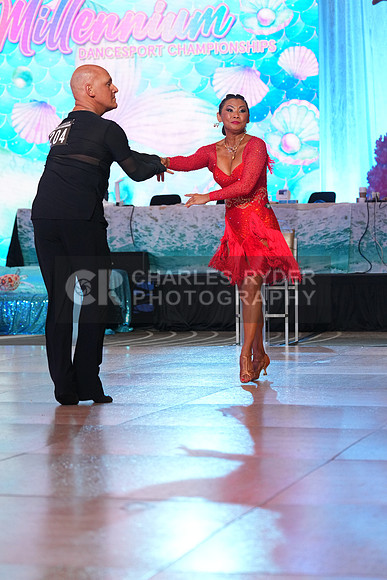 25MDC29663_BC