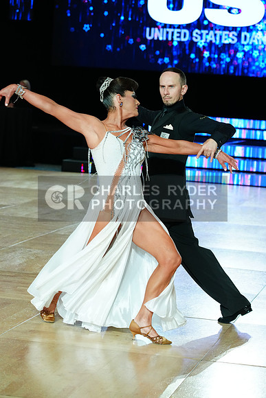 23USD_27246_EK