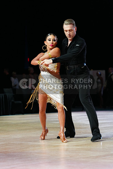 24USDC_64215_BC