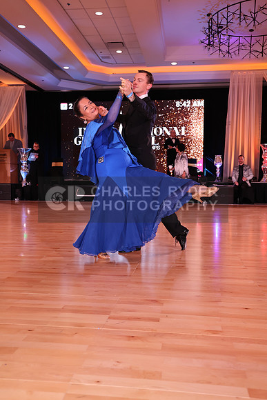21IGB_23918_AD
