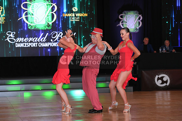 21EB_12476_CR