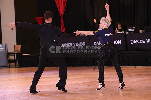 21DVN_6970_CR