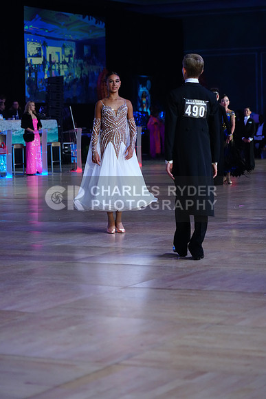 25MDC24848_CR