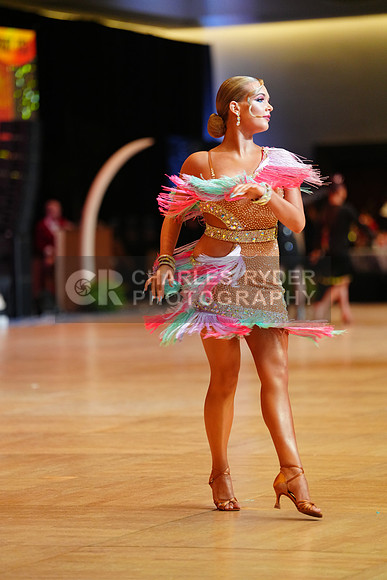 24MDC_33871_BC