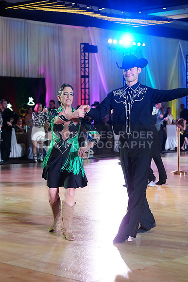 25WOR_5945_KS