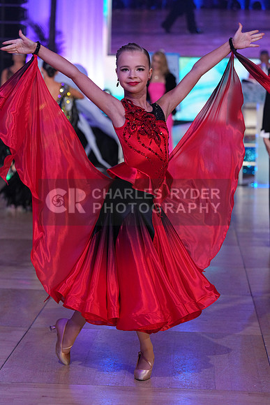 25MDC24034_KS