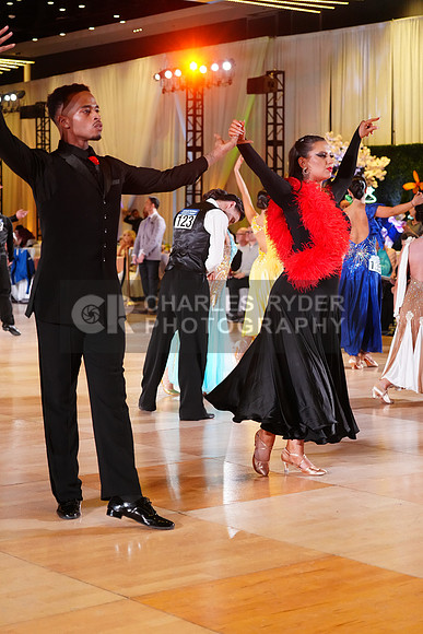 25WOR_11884_KS