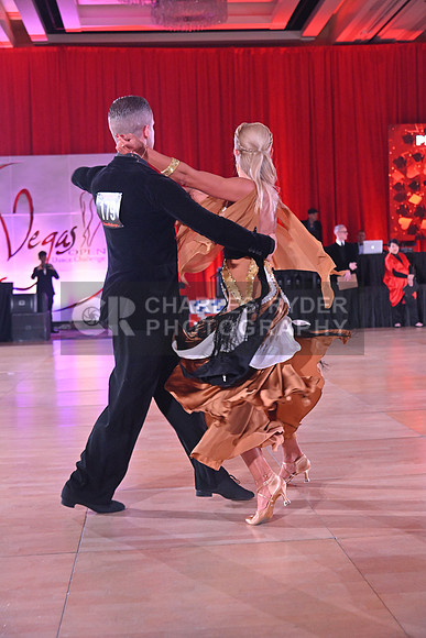 25LVO_10571_RK