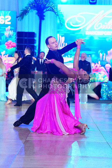 25MDC16998_CR