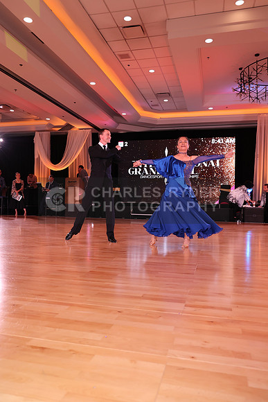 21IGB_23906_AD