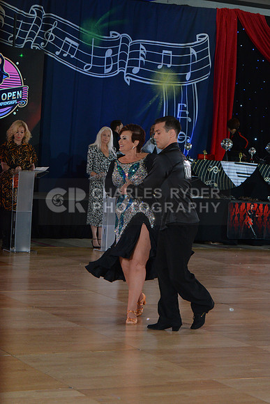 25MO_3282_CR
