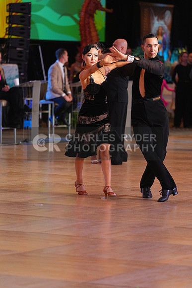 25MDC30682_BC