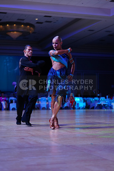 25MDC28579_CR