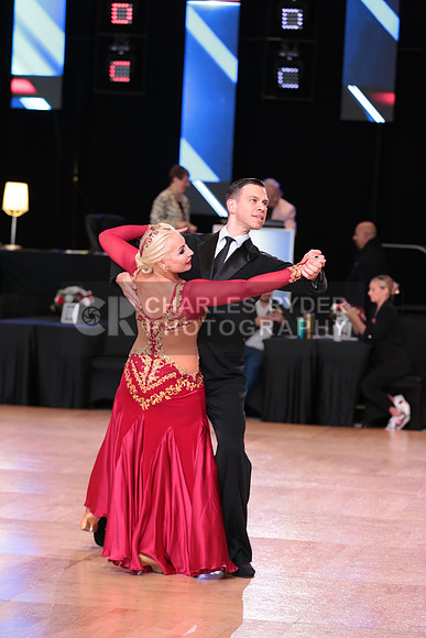 22USD_13589_LS