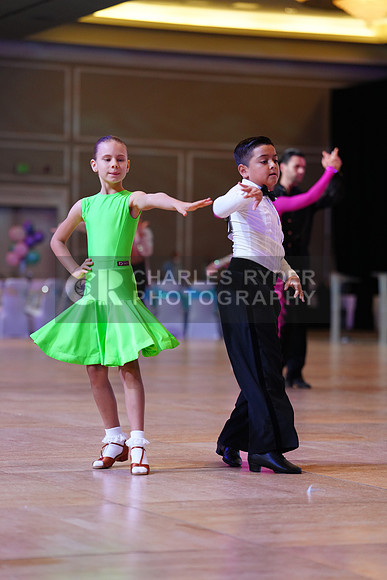25MDC30392_CR