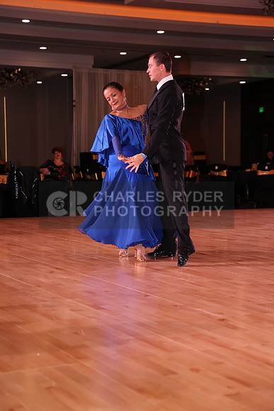 21IGB_23924_AD
