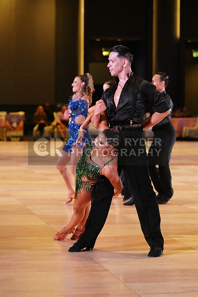 25WOR_13285_KS