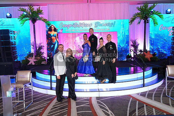 25MDC20386_CR