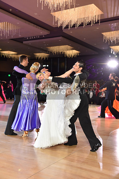 17EMB_10353_VW