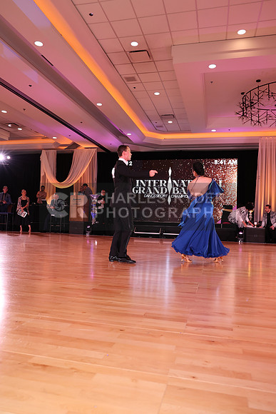 21IGB_23907_AD