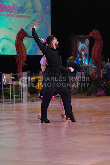 25MDC29574_BC