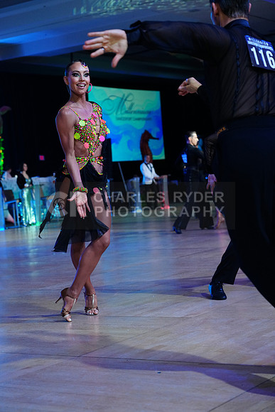 25MDC27961_BC