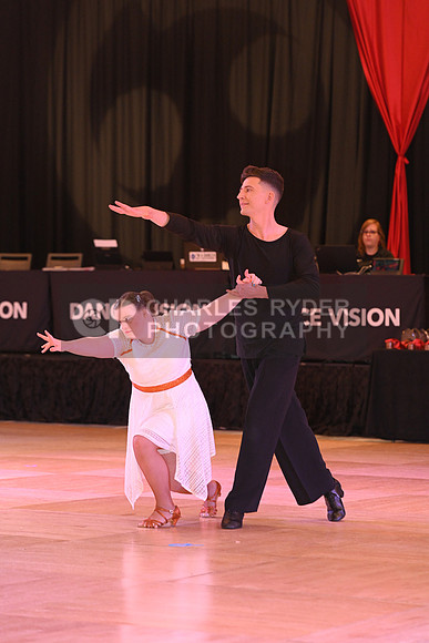 21DVN_3183_MM