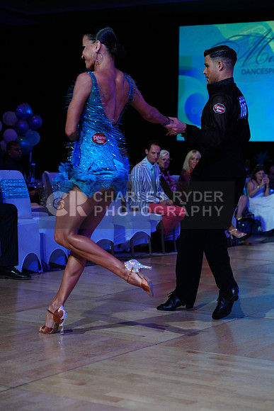 25MDC27964_BC