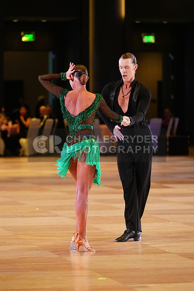 25WOR_12087_KS