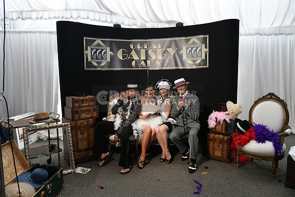 16GGG_2375_CR