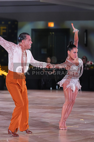 24ISB_15532_MM
