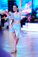 25MDC32587_CR