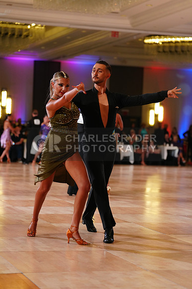 24MDC_16067_CR