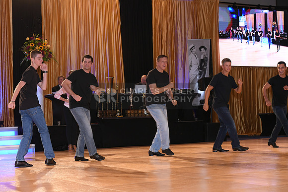 19SDC_3412_CR