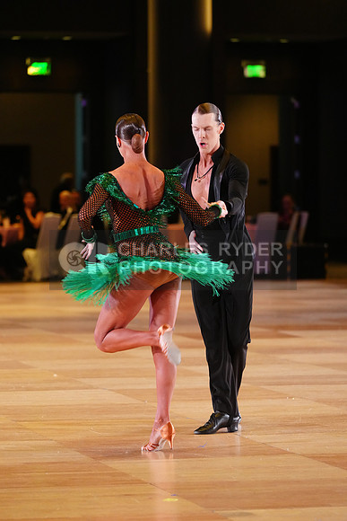 25WOR_12086_KS