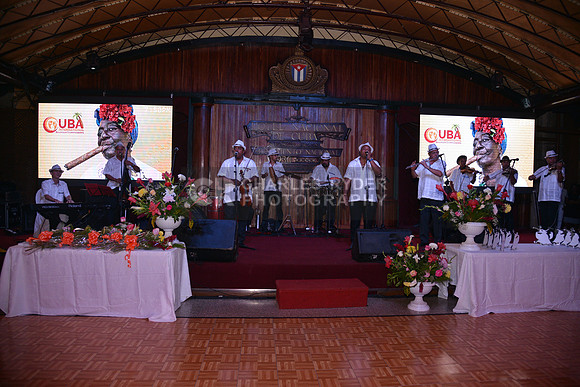16CIC_3890_CR