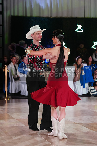 25WOR_5541_CR