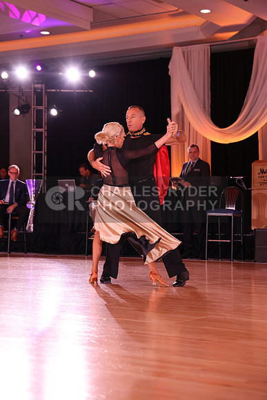 21IGB_24749_AD