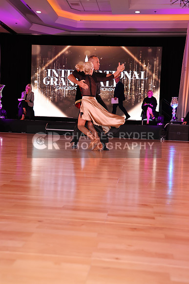 21IGB_24758_AD