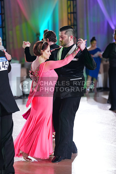 25WOR_2439_CR