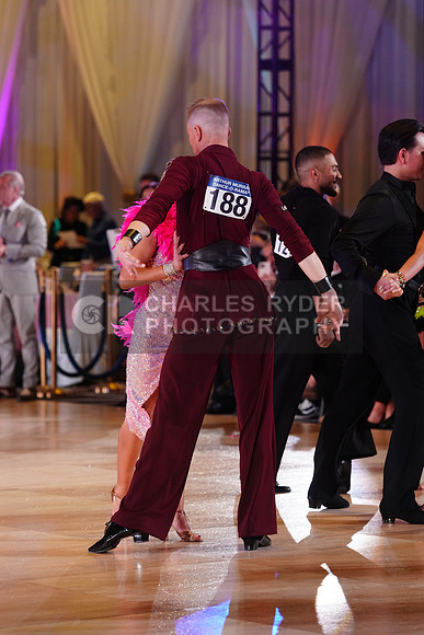 25WOR_12894_KS
