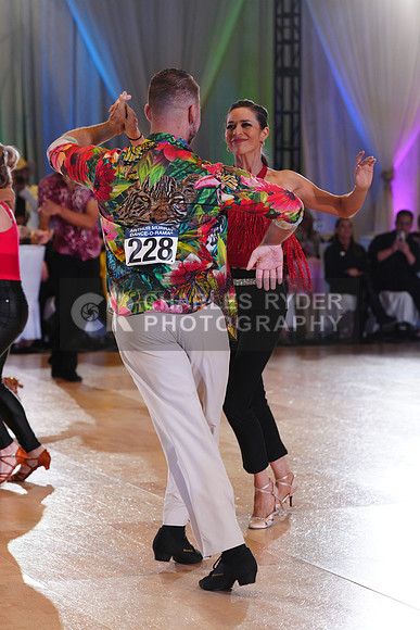 25WOR_10996_KS