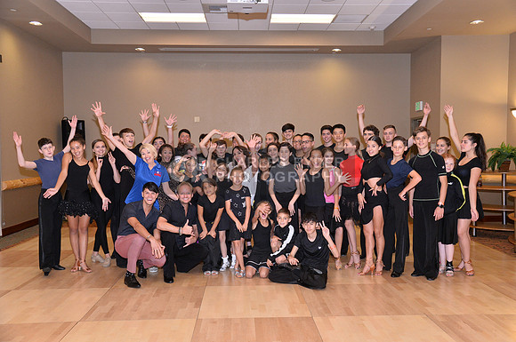 17AAU_1043_MM