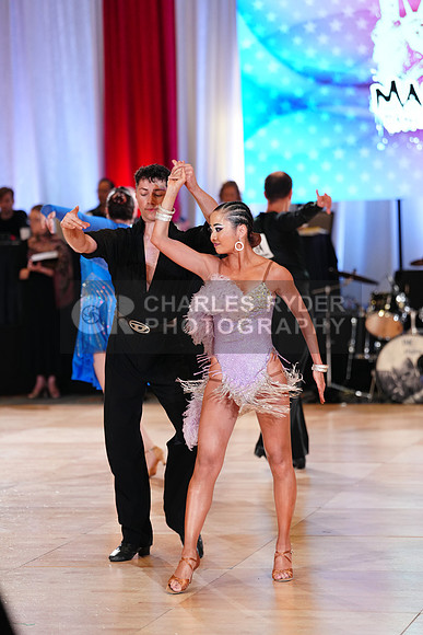 24MDC_16984_CR